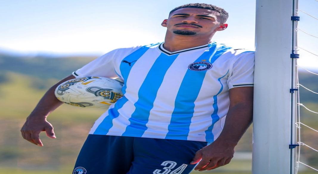 اياد العسقلاني