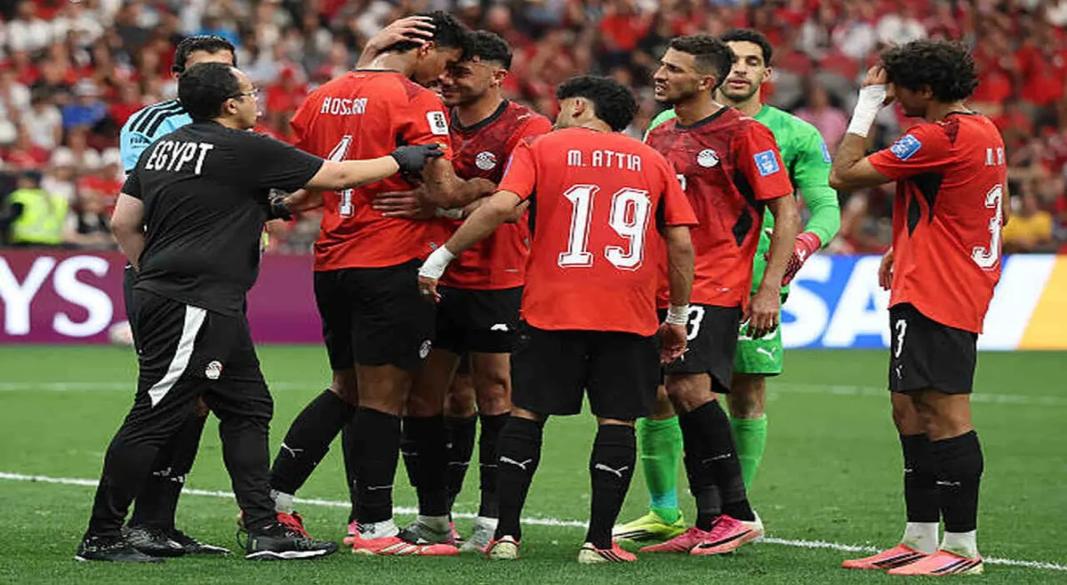 إصابة حسام عبدالمجيد خلال مباراة نيوزلندا